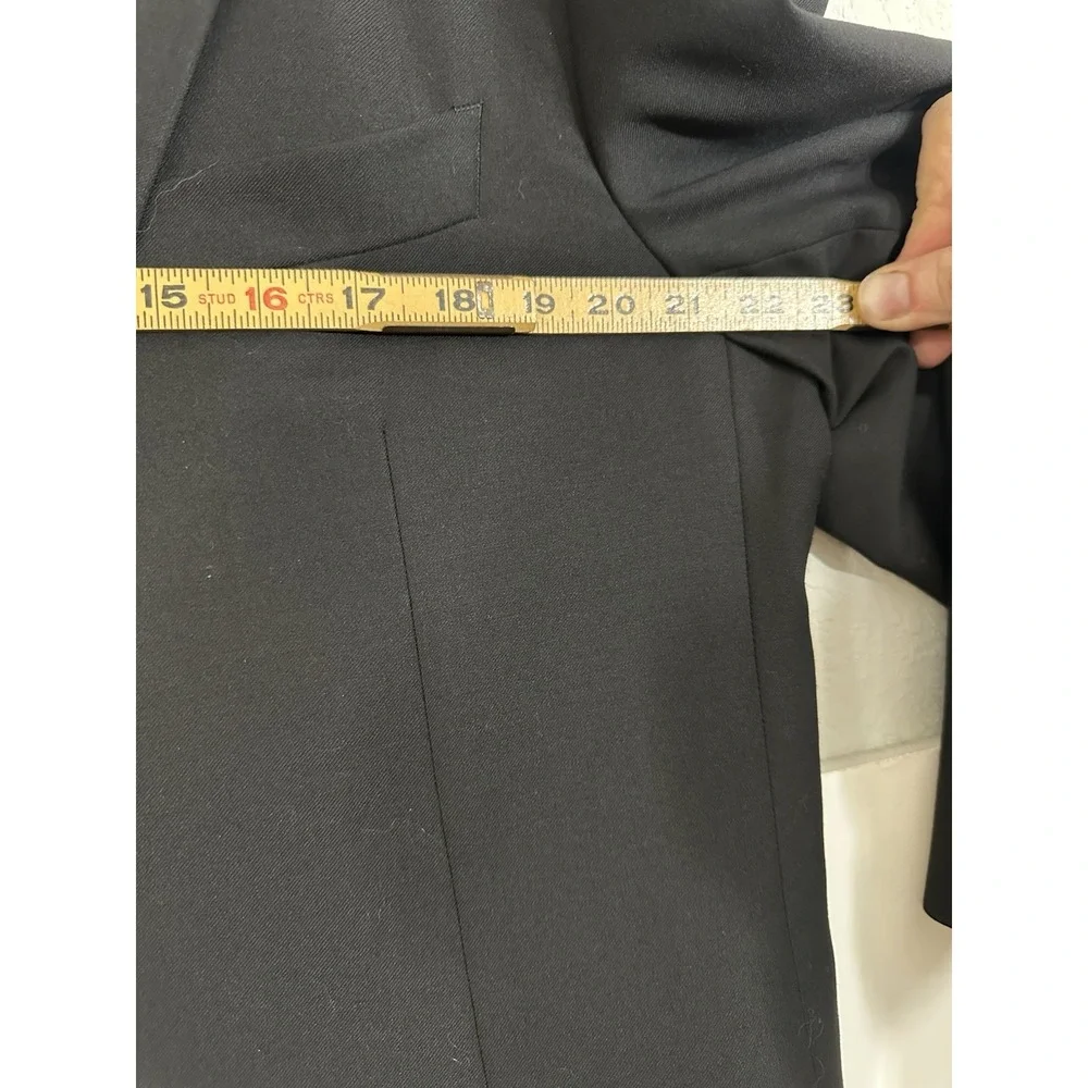 Zanella Men's Black Wool Blazer 46R Sport Coat Italy Made Two Button Wow🤩